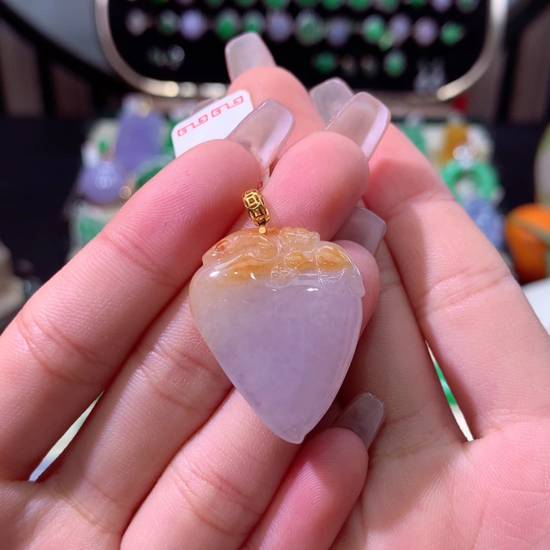 翡翠颈饰18K金镶嵌翡翠