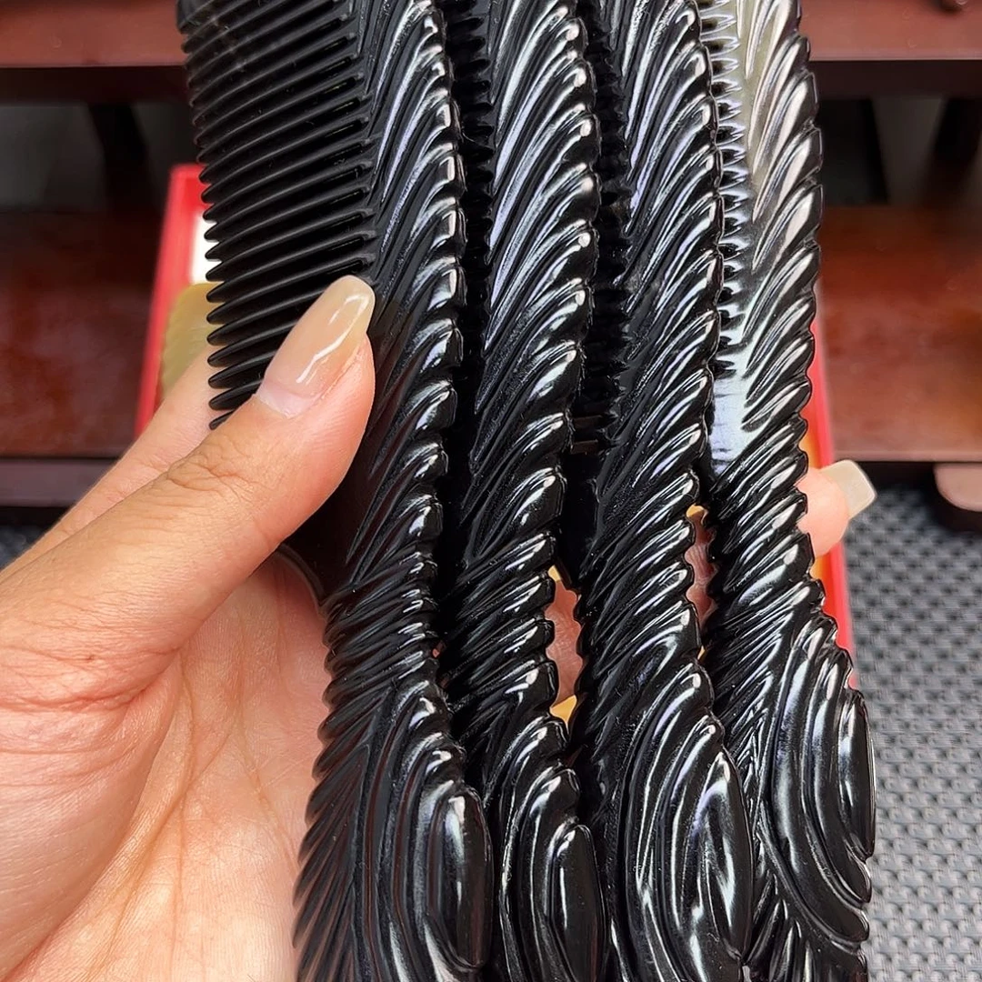 纯手工制作纯牛角梳子