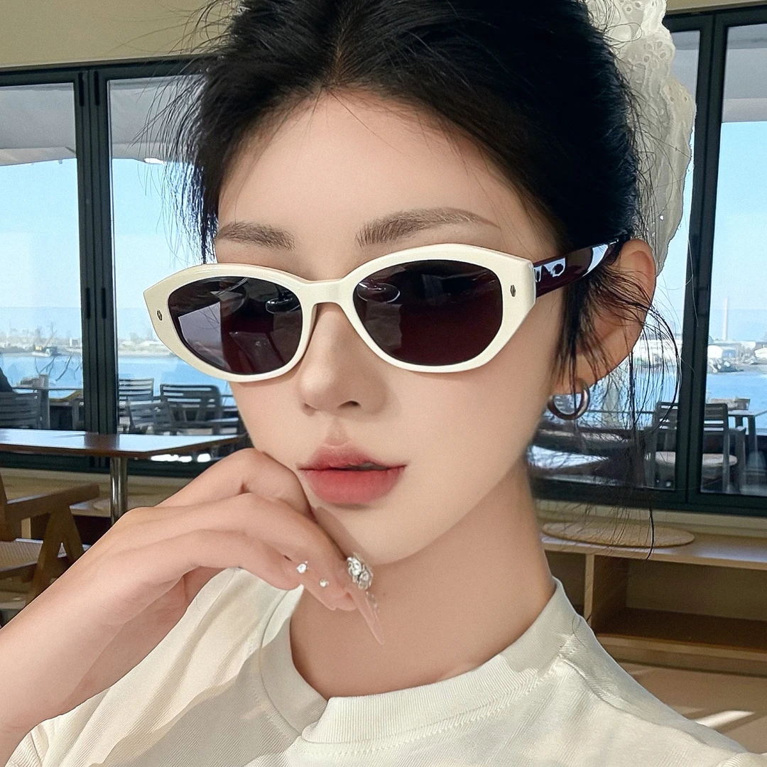 韩版新款猫眼网红同款太阳镜女个性时尚百搭遮阳防紫外线户外墨镜