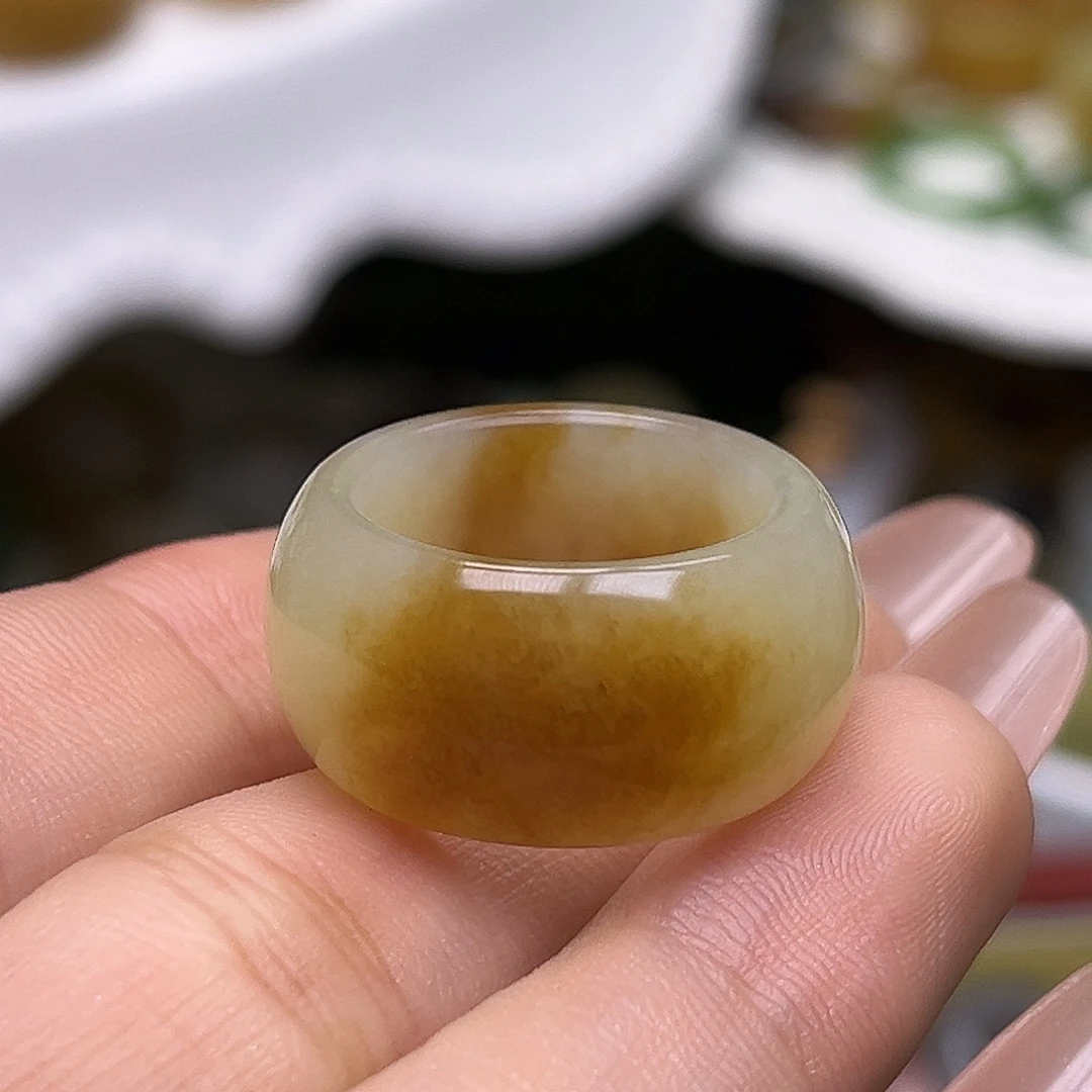 和田玉未镶嵌戒指16.9焦糖玛奇朵