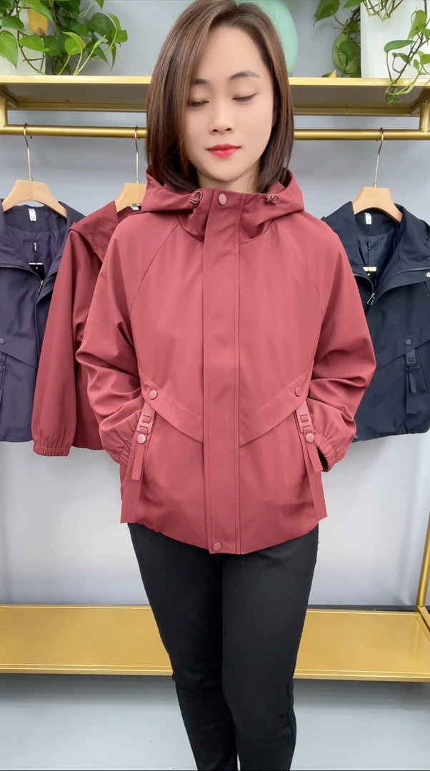 新款秋季连帽时尚妈妈外套  B09