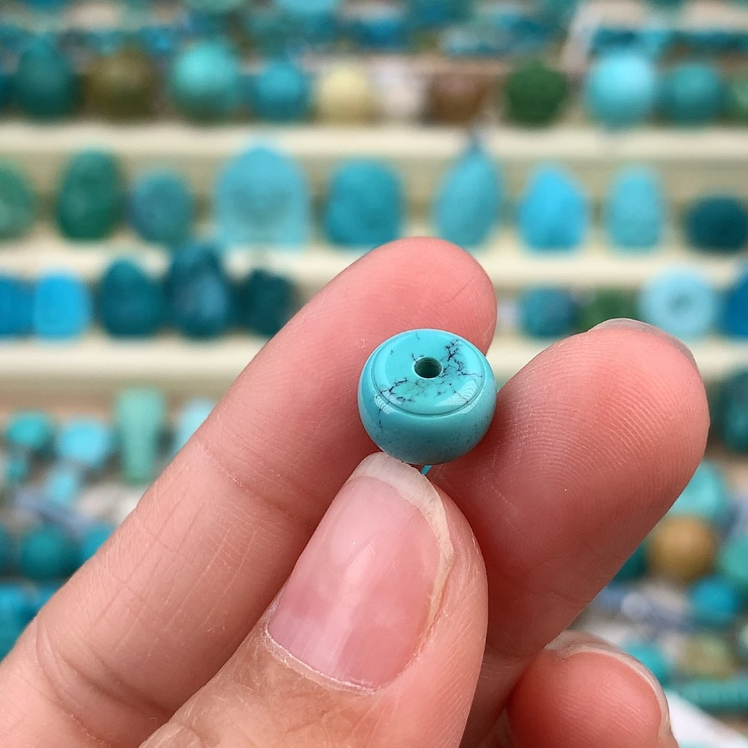 绿松石未镶嵌珠宝奇石9