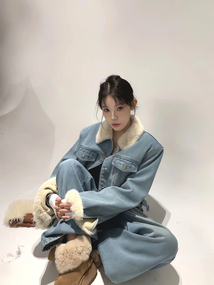 韩国东大门冬季洋气加绒加厚浅蓝牛仔套装女外套阔腿牛仔裤两件套