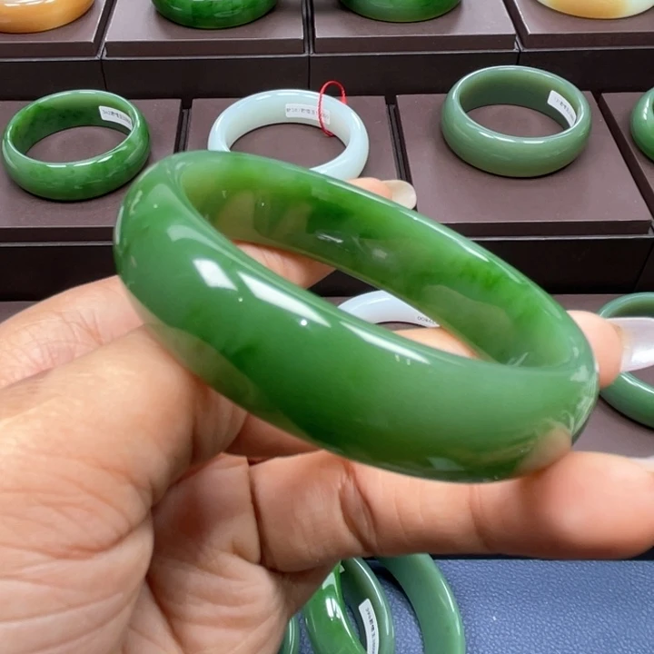 和田玉（碧玉）未镶嵌手镯61圈口可带