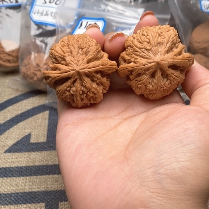 猴头核桃吊坠6201号球筋44.43.38