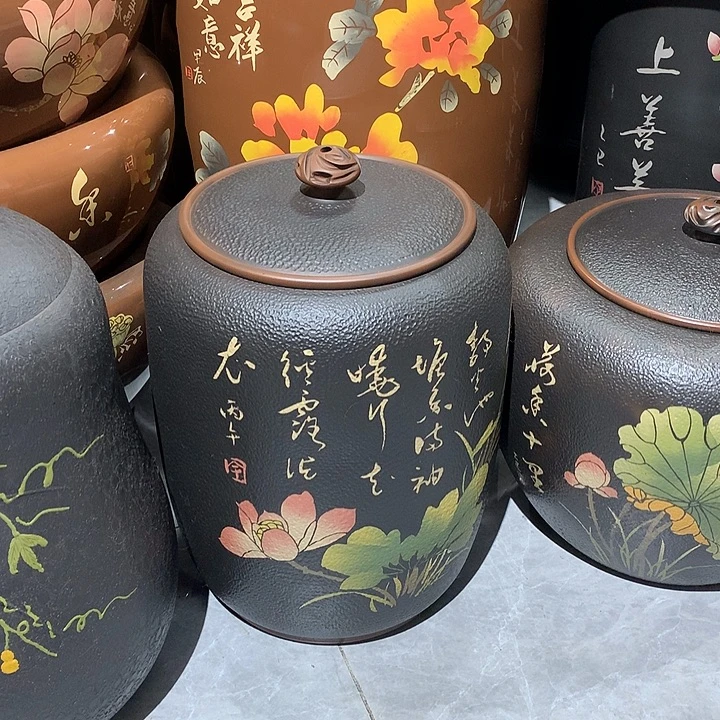 四号锤纹茶缸。