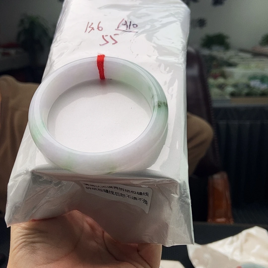 翡翠未镶嵌手镯颜色多样性发拍一发一