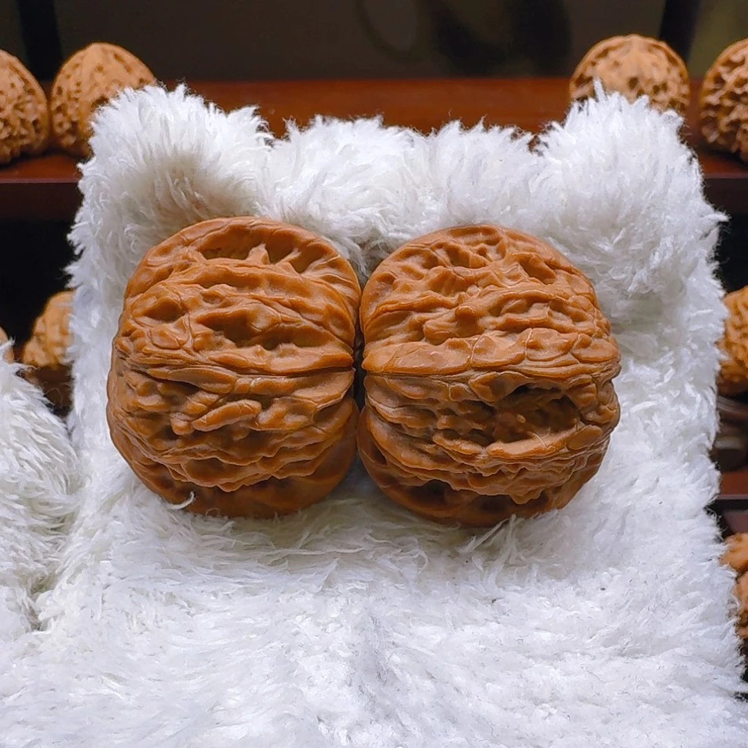 罗***达核桃手串/手链全品水晶蜡皮山地蝴蝶磨盘40