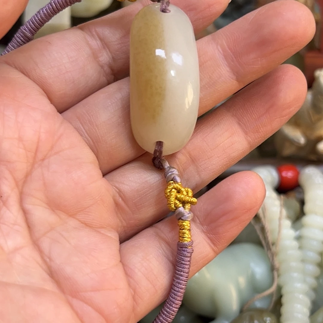 和田玉（糖玉）未镶嵌挂件