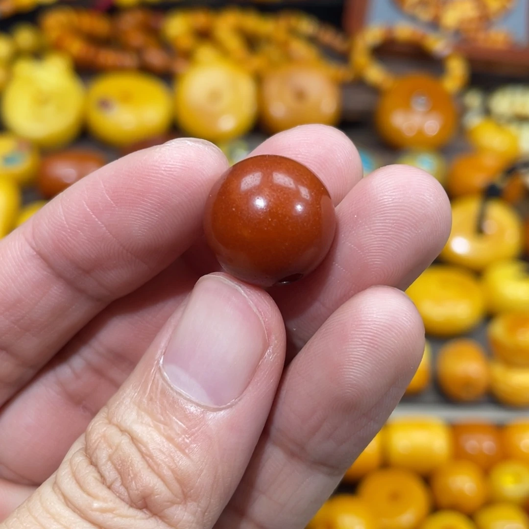 蜜蜡未镶嵌裸石直径16.5