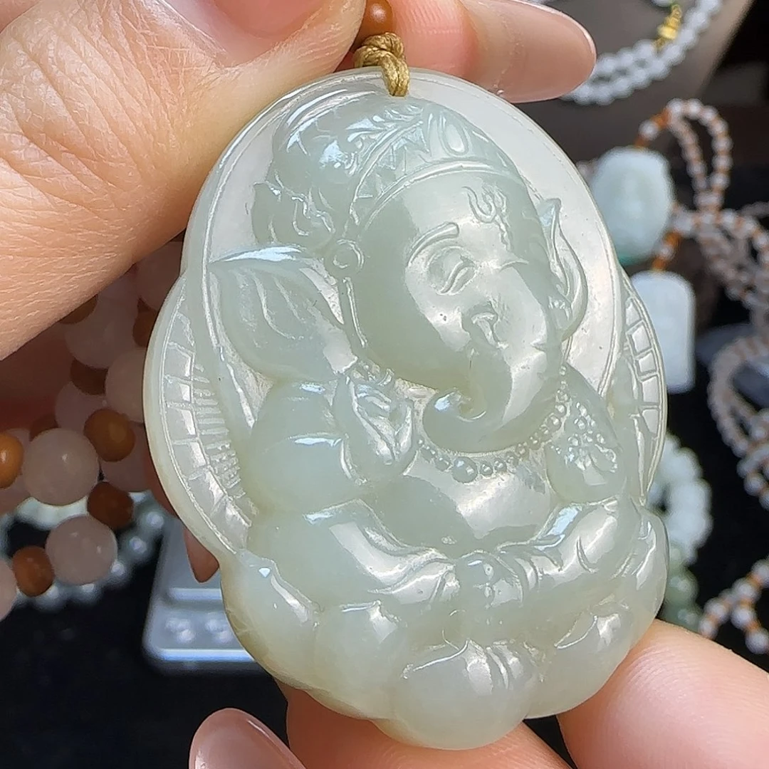 和田玉未镶嵌颈饰定制发货