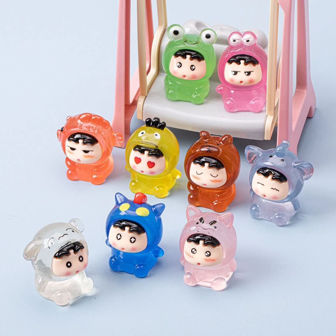 【透色抱抱小新】网红潮玩DIY桌面车载摆件