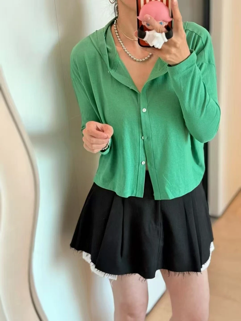 A. D. Khal 纸袋家防晒连帽薄开衫空调衫7228