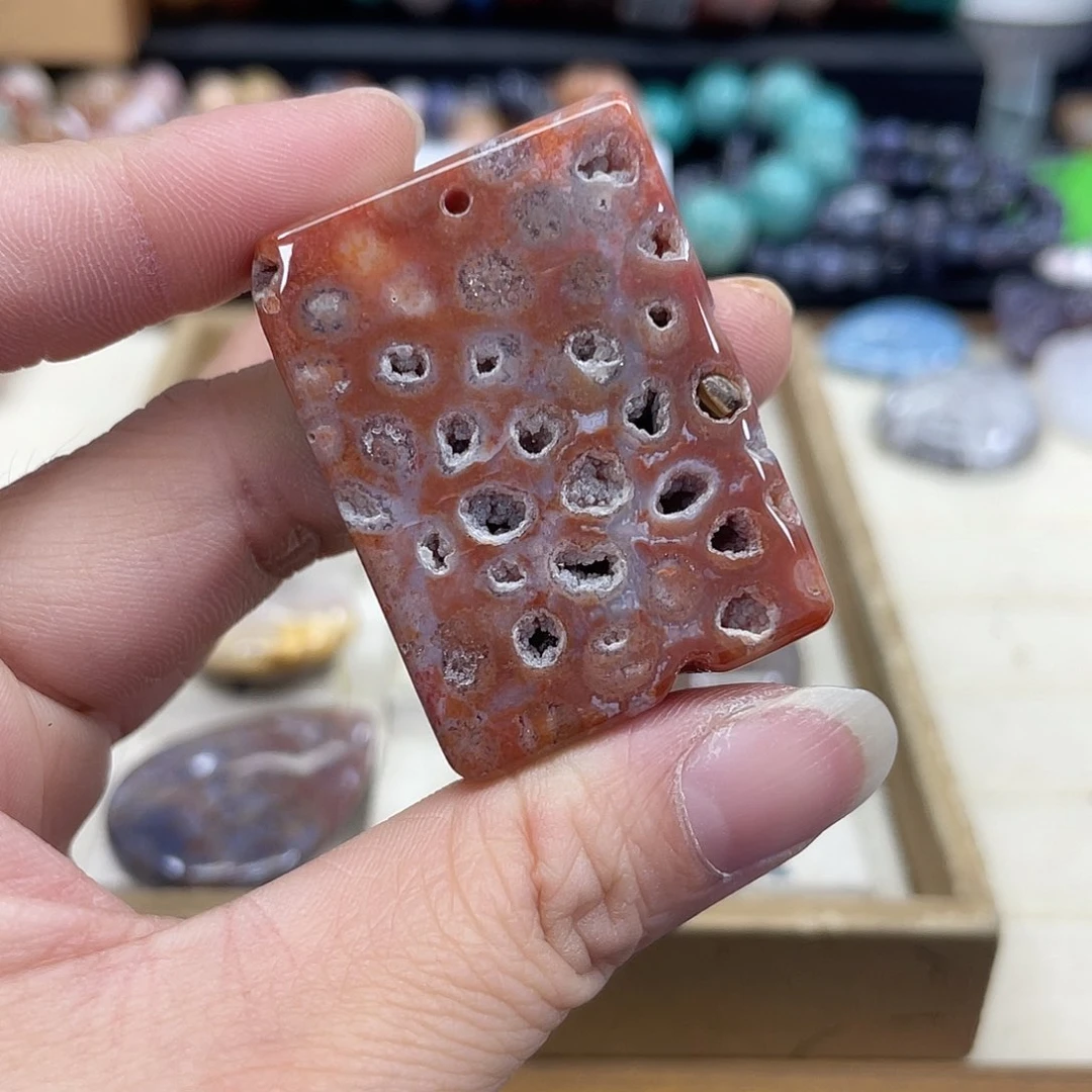 未镶嵌手串硅化珊瑚（珊瑚玉）捡****?892