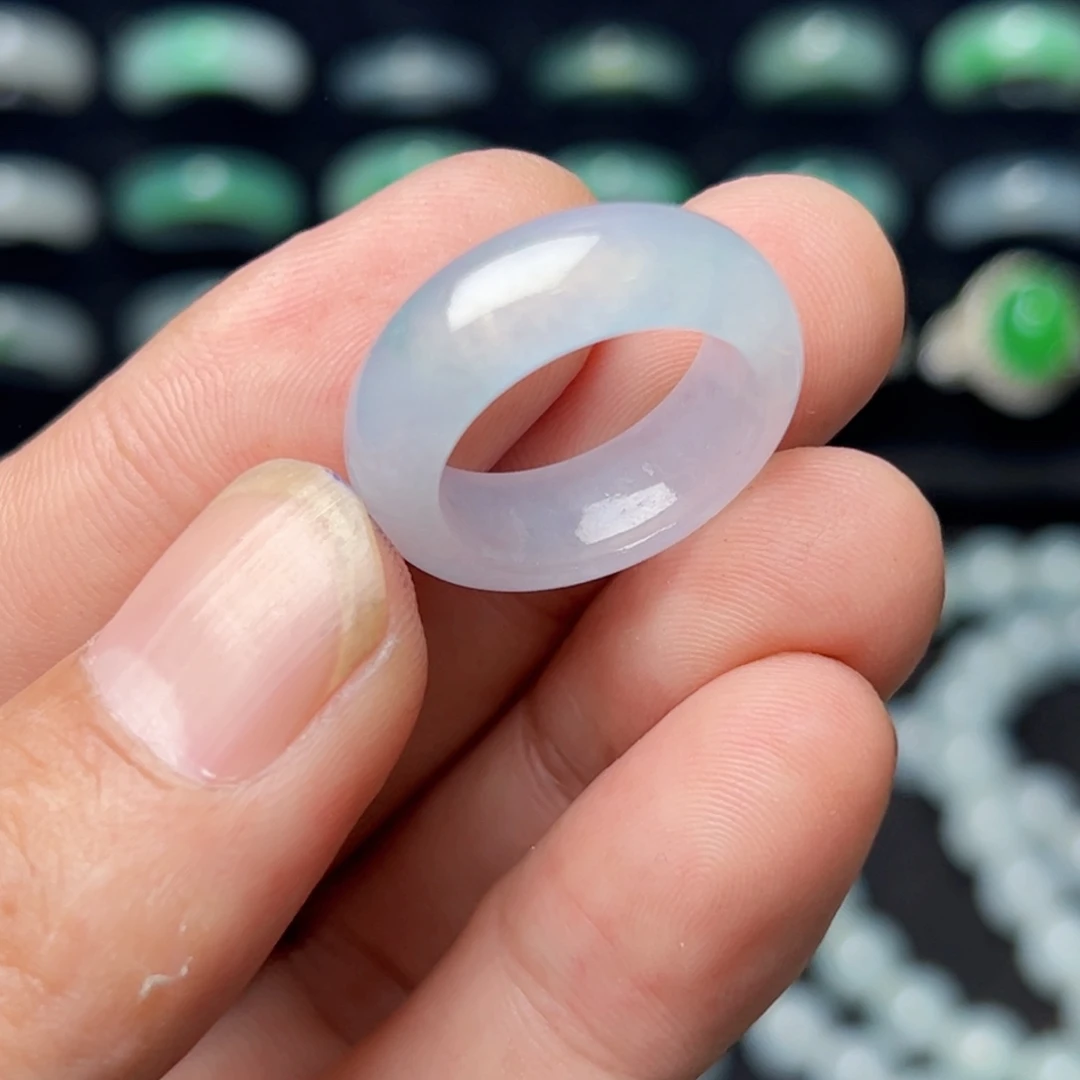 定制翡翠未镶嵌圈口15号