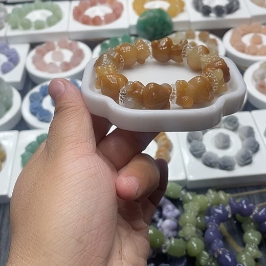 石英质玉（非洲翠）合金手串