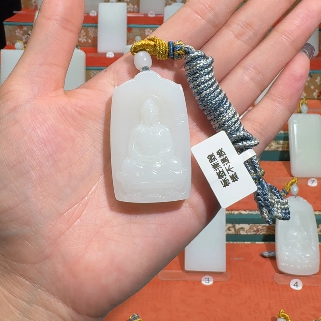 陈***c和田玉未镶嵌颈饰0067