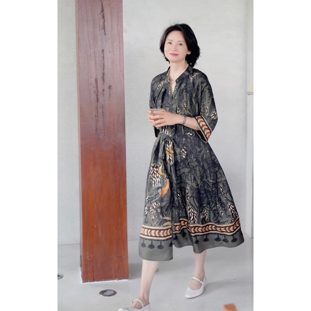 我是摩羯 邦女郎 6A级桑蚕丝真丝斜纹绸印花图案H型连衣裙裙子