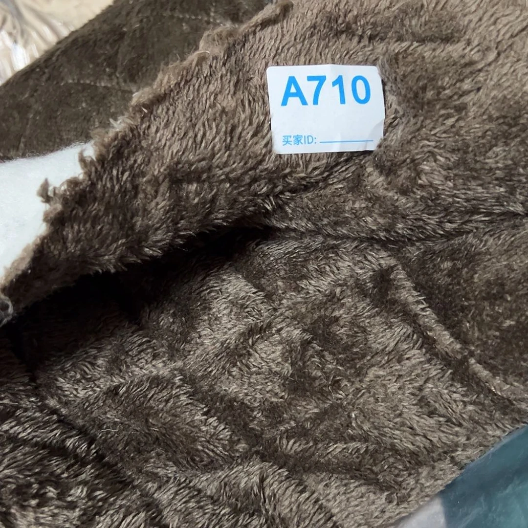 法兰绒加棉¥16 ， 2米710