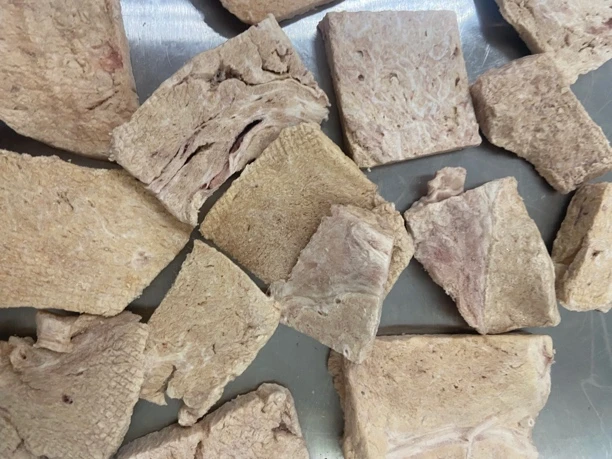 狗零食冻干牛乳房肉片营养易消化美毛补钙适用猫犬