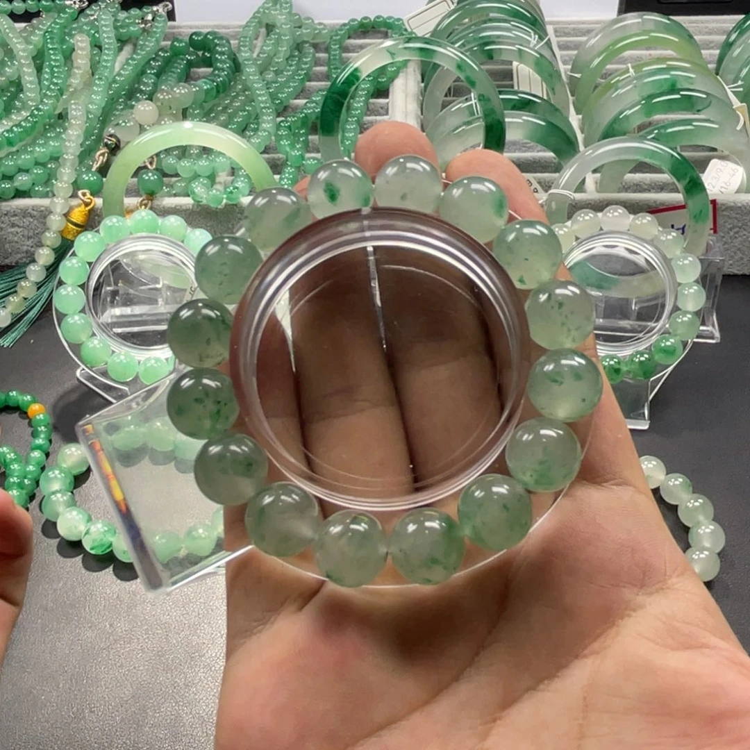石英质玉（非洲翠）手链合金