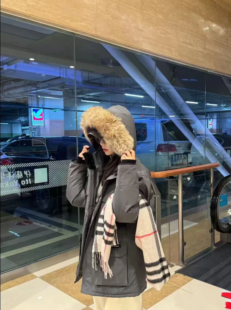 2025新款外贸【男女同款】【运费险】时尚同款连帽毛领羽绒服户外冬季