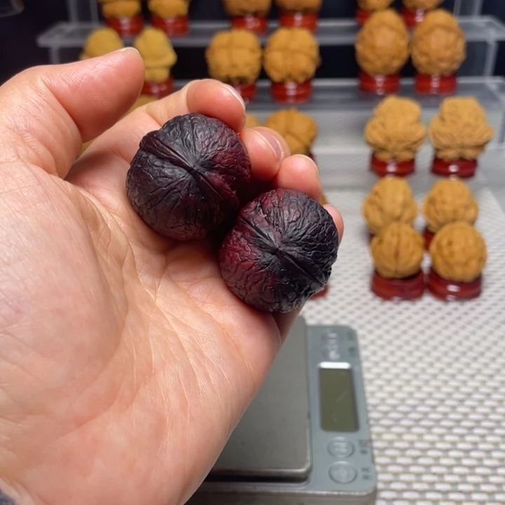 文玩核桃把件19碧海龙珠