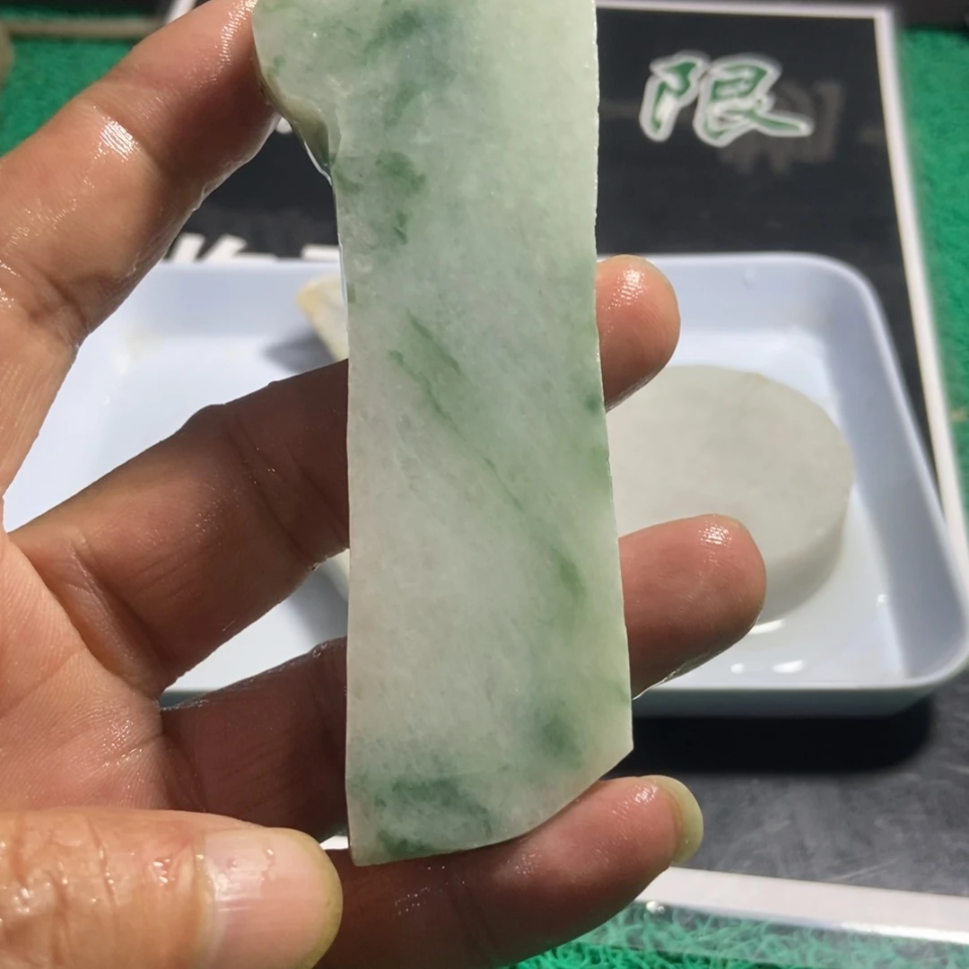 定制翡翠未镶嵌翡翠定制