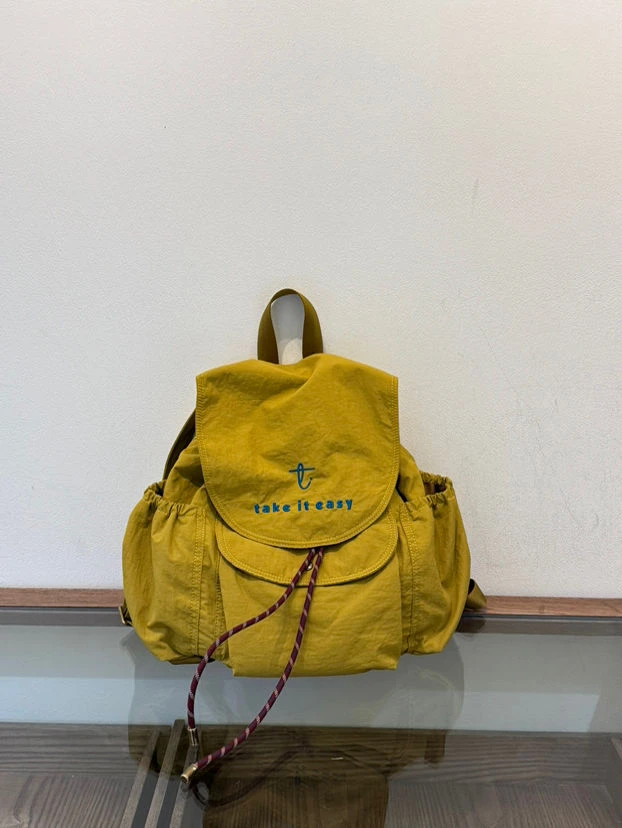 通勤双肩包，百搭神器！实用又好看