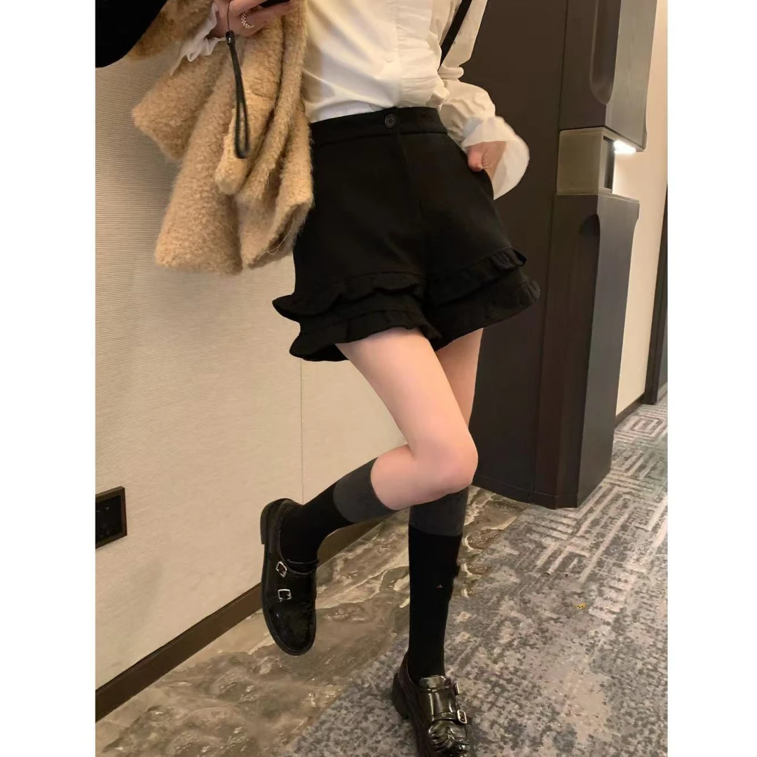 韩系秋冬减龄双层木耳边短裤6758