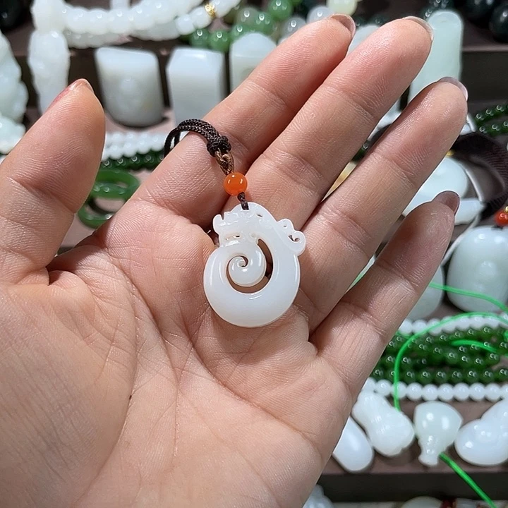 和田玉（白玉）未镶嵌颈饰眉*