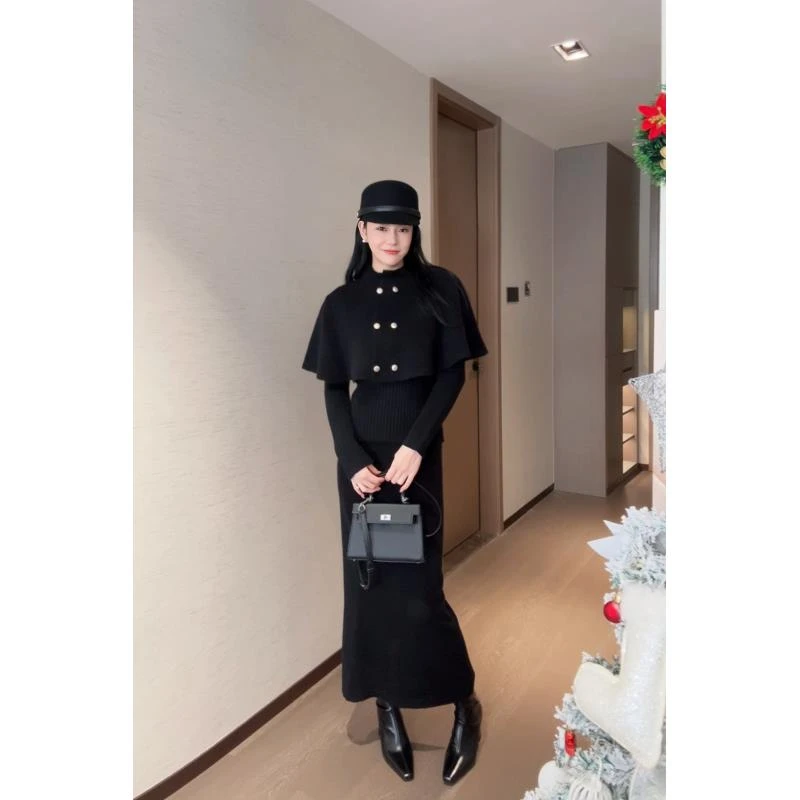 【斗篷+上衣+半身裙三件套】富家千金气质安哥拉红纯色套装打底外穿