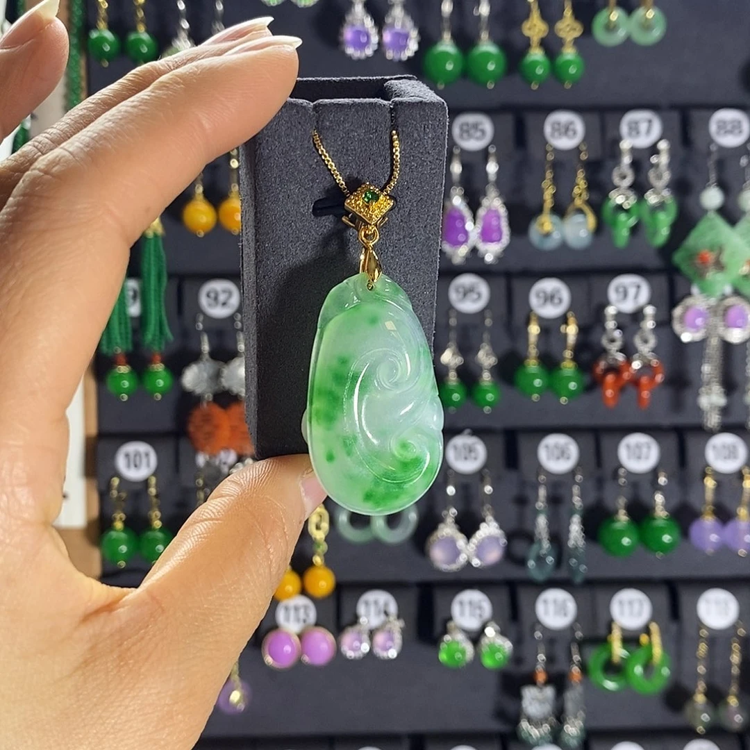 银S925镶嵌翡翠耳饰230