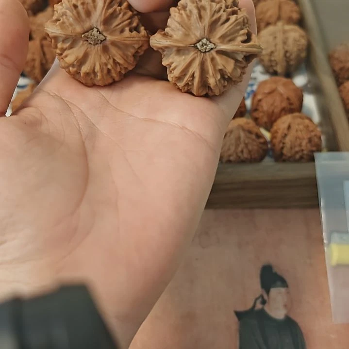 文玩核桃吊坠宫灯全品，矮装稀缺宫灯