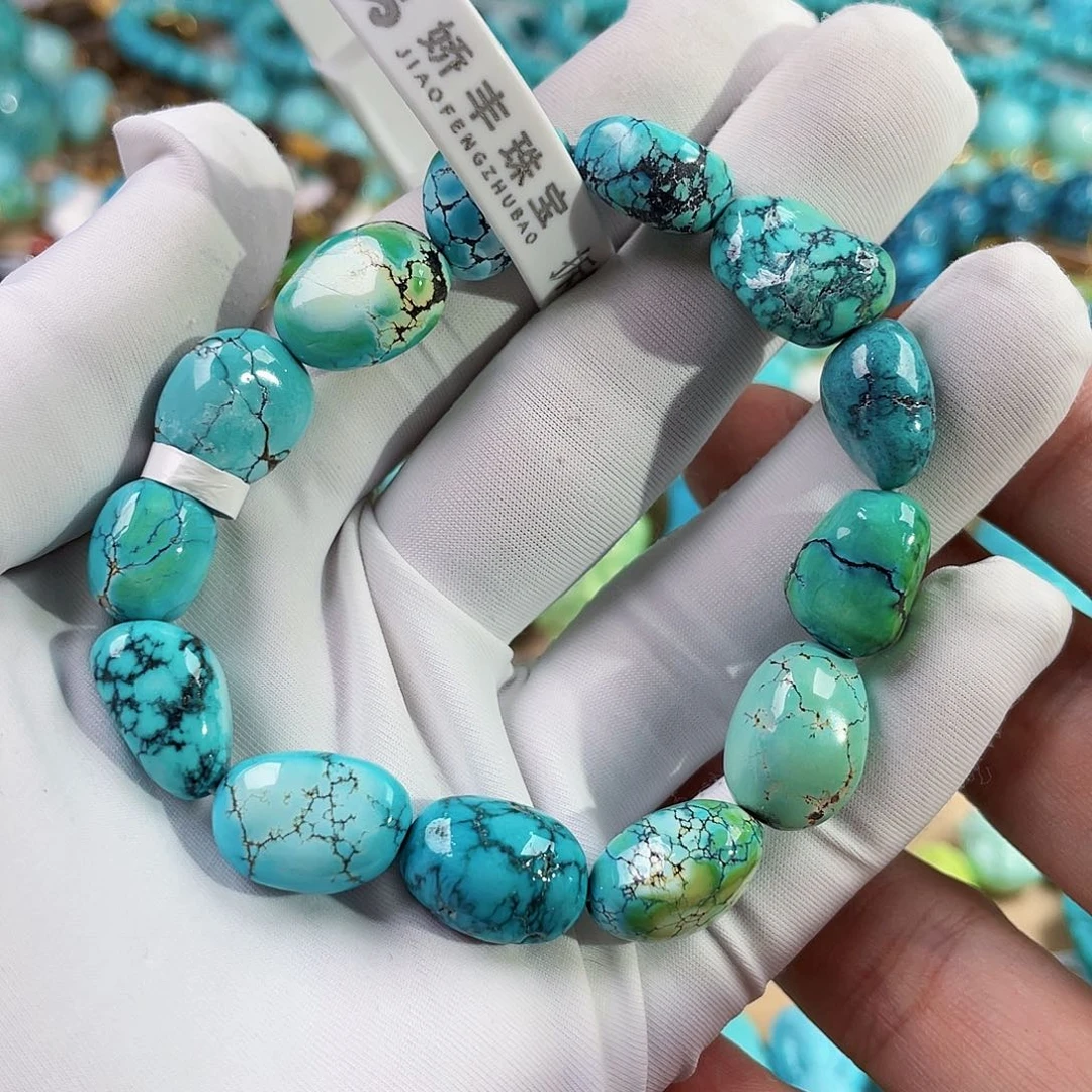 绿松石未镶嵌珠宝奇石