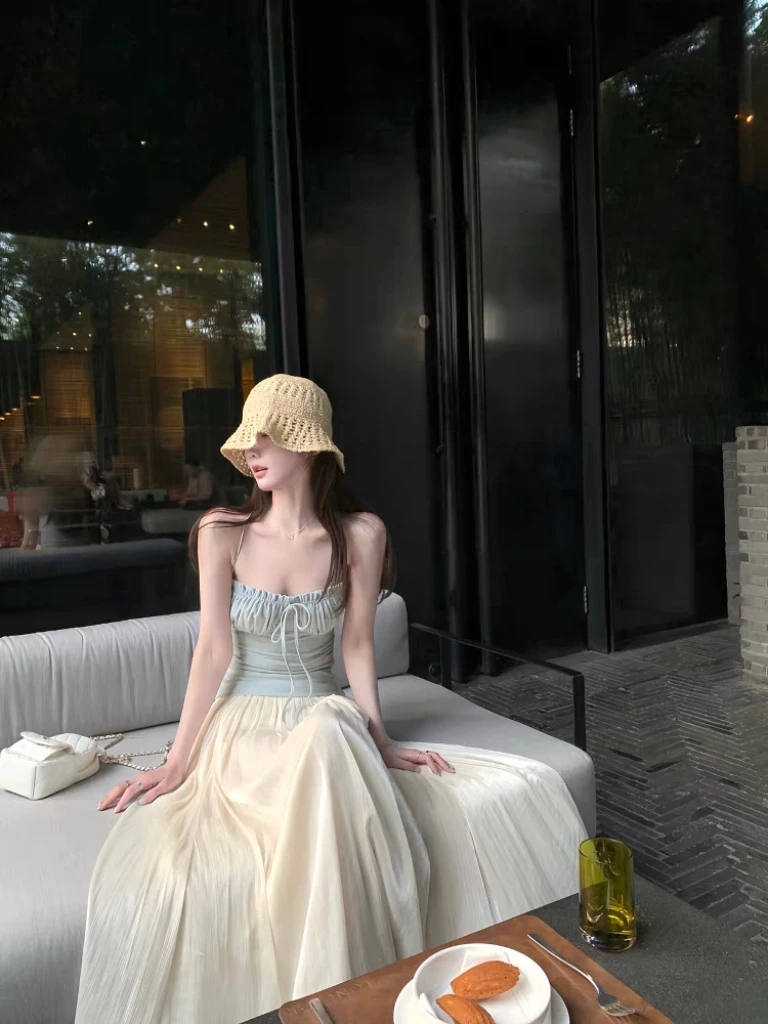 胡桃手信 莱赛尔吊带背心女秋修身显瘦性感上衣半身裙两件套 6906