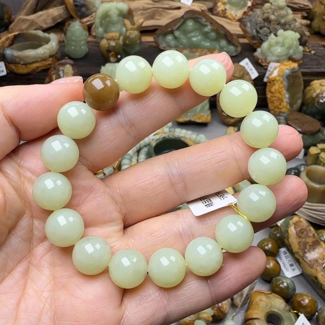 *****岫岩老玉（透闪石质玉）未镶嵌珠宝奇石