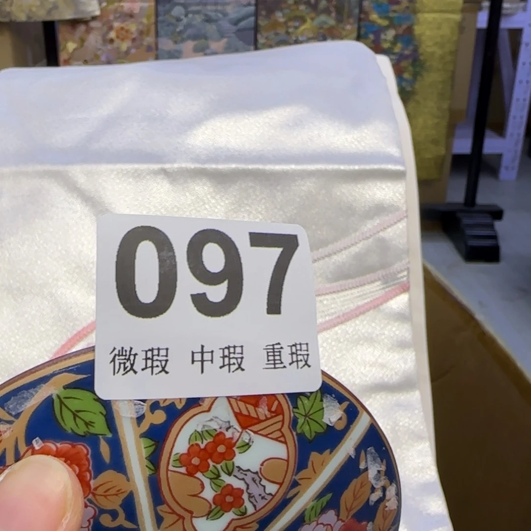 手工艺品琉璃敖*根小雨