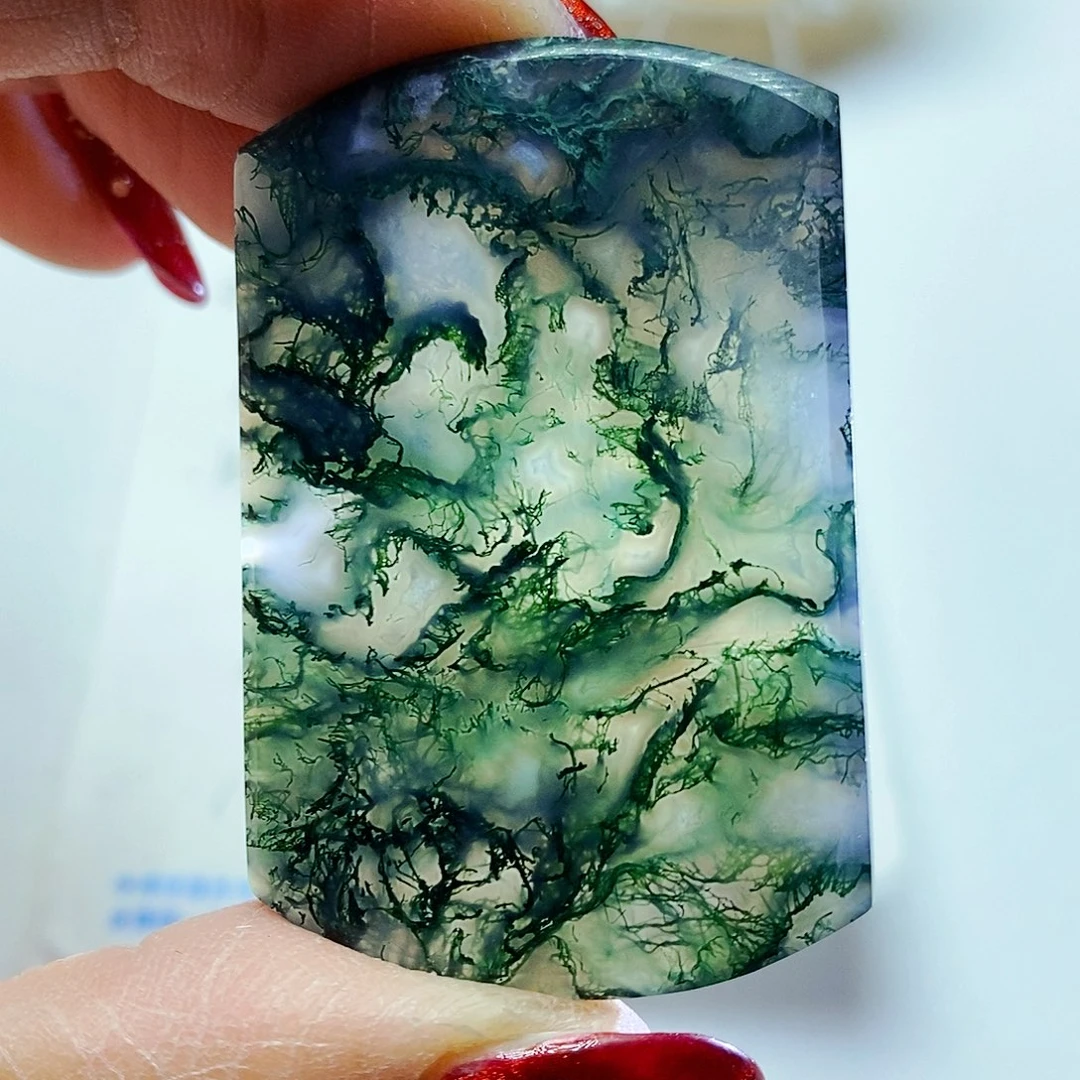 玛瑙/玉髓颈饰未镶嵌梦**藏