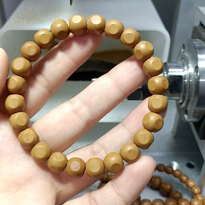 飘***_猴头核桃吊坠原皮原色六方