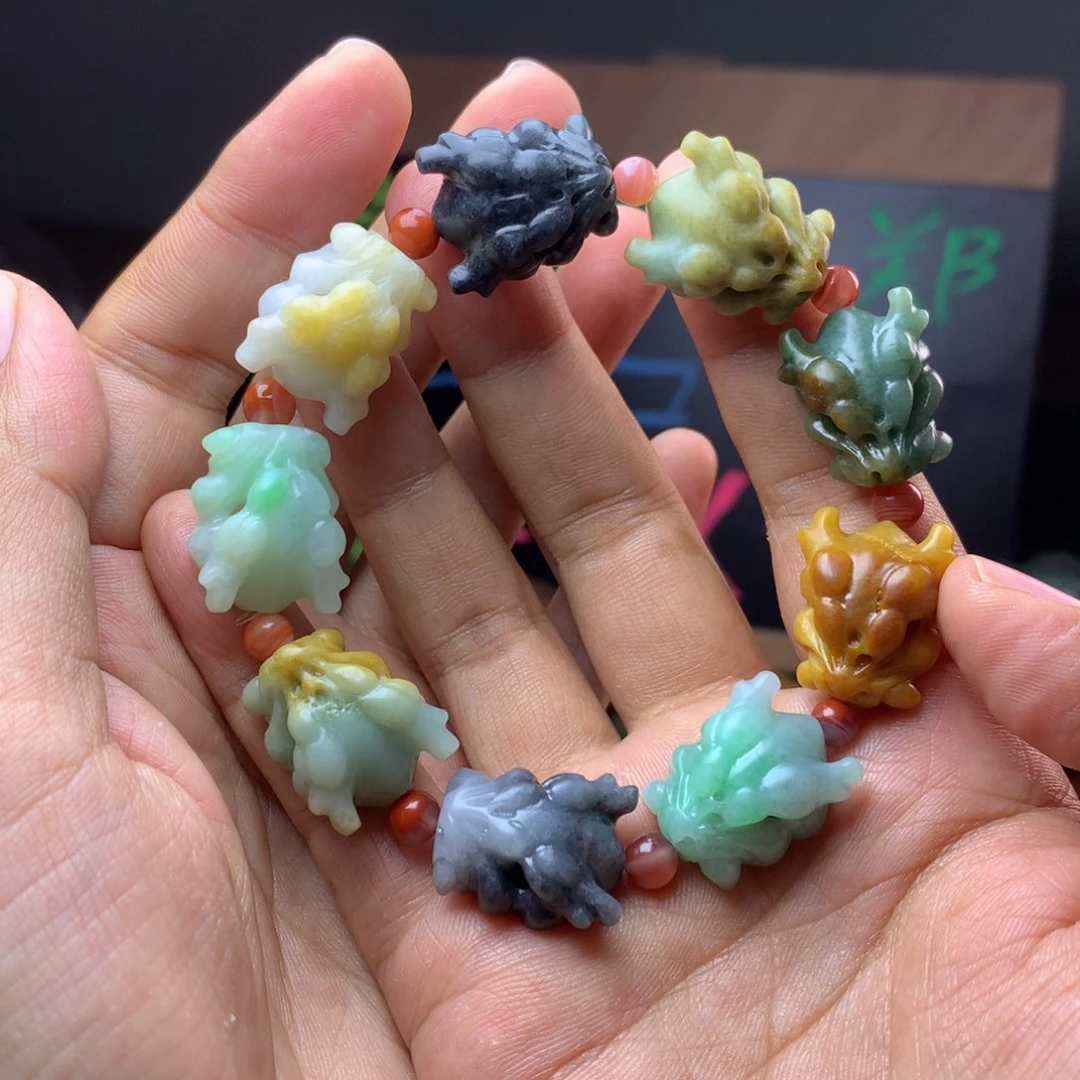 定制翡翠未镶嵌西**媒翡翠