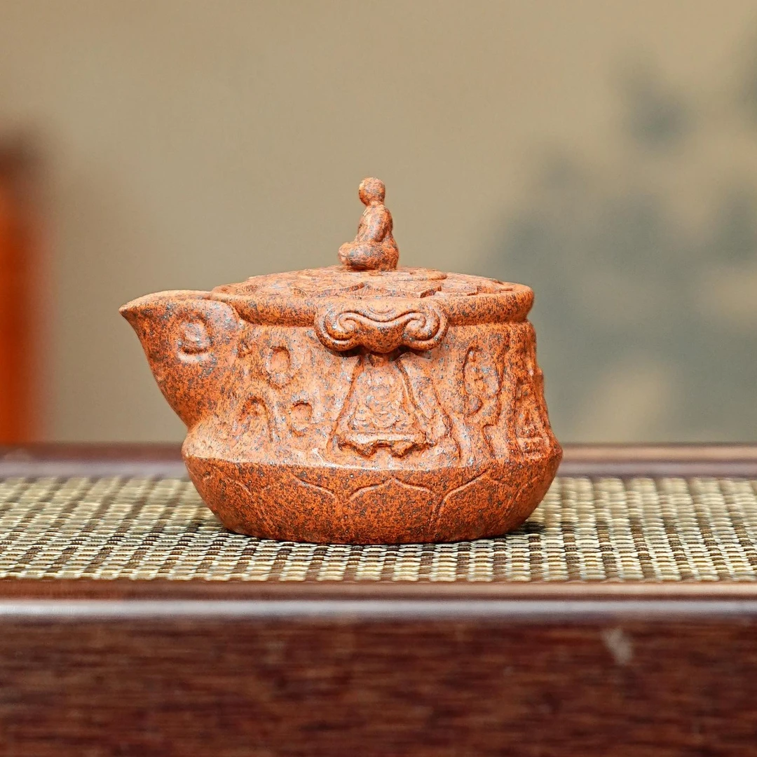 宜兴全手工紫砂茶具 原矿龙骨金砂泥料刻绘莲花人物紫砂手抓壶