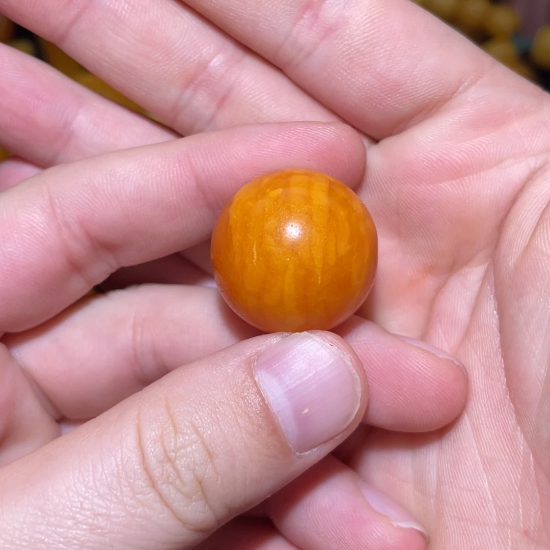 肖***生琥珀未镶嵌裸石苹果珠