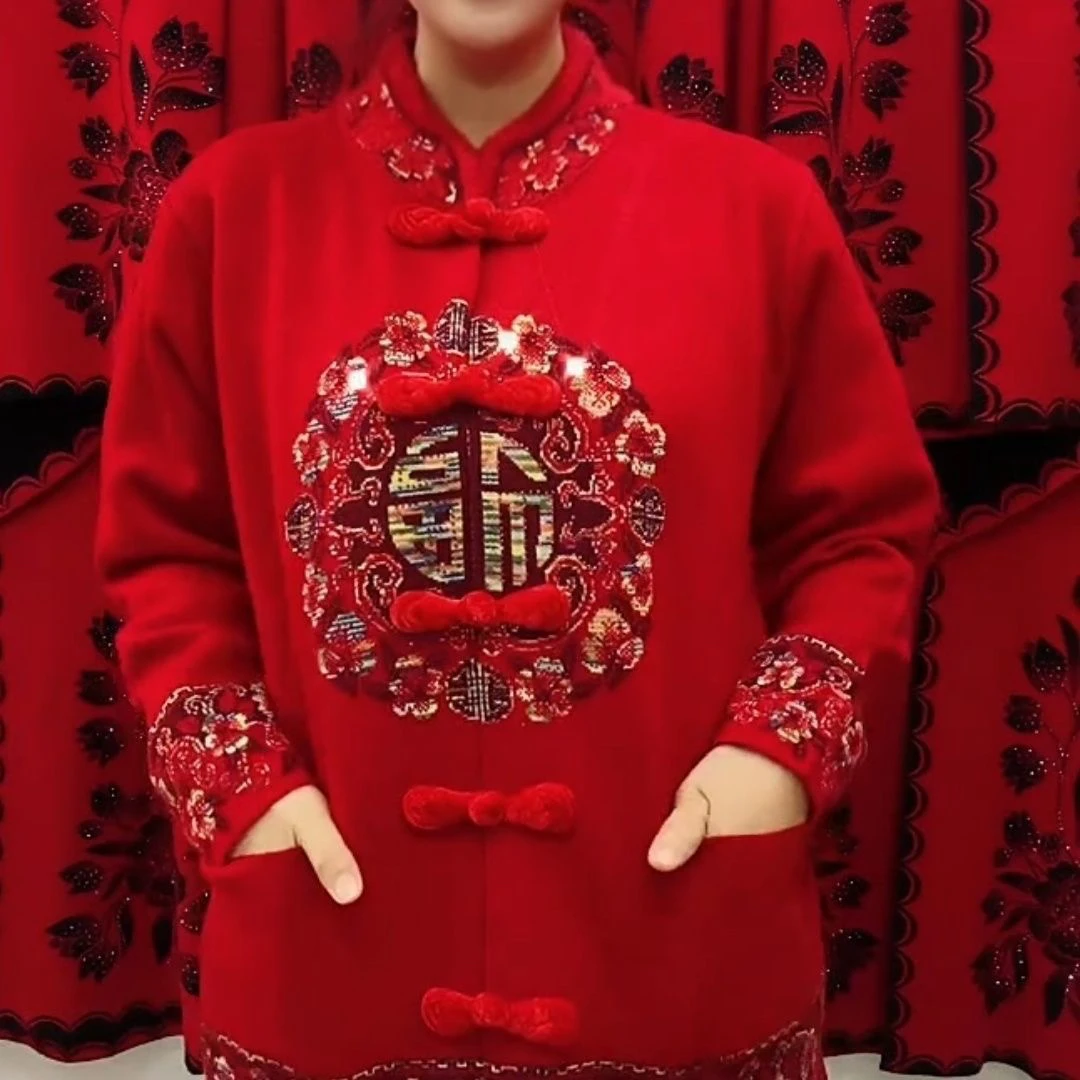 中老年女装纯色厚款外套秋冬长袖中老年时尚毛衣亮片特效