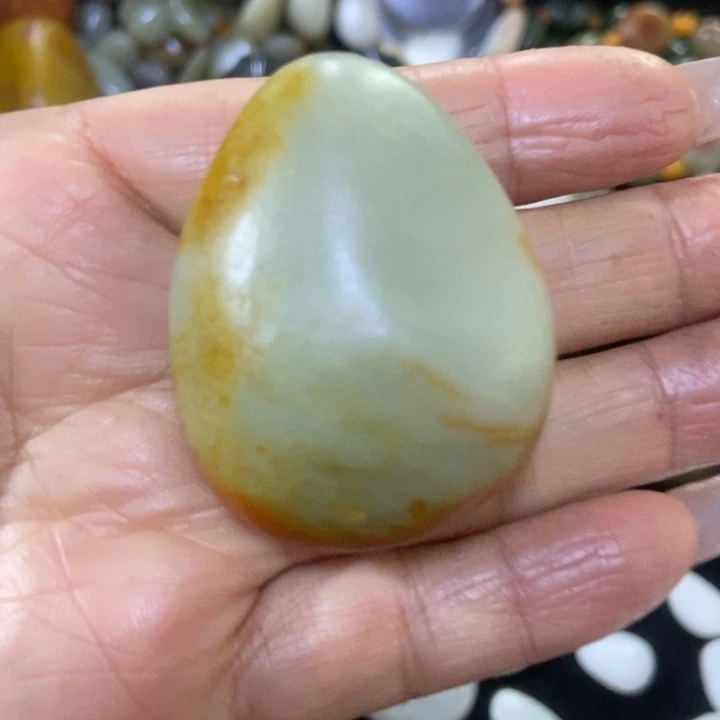 和田玉（糖玉）未镶嵌挂件