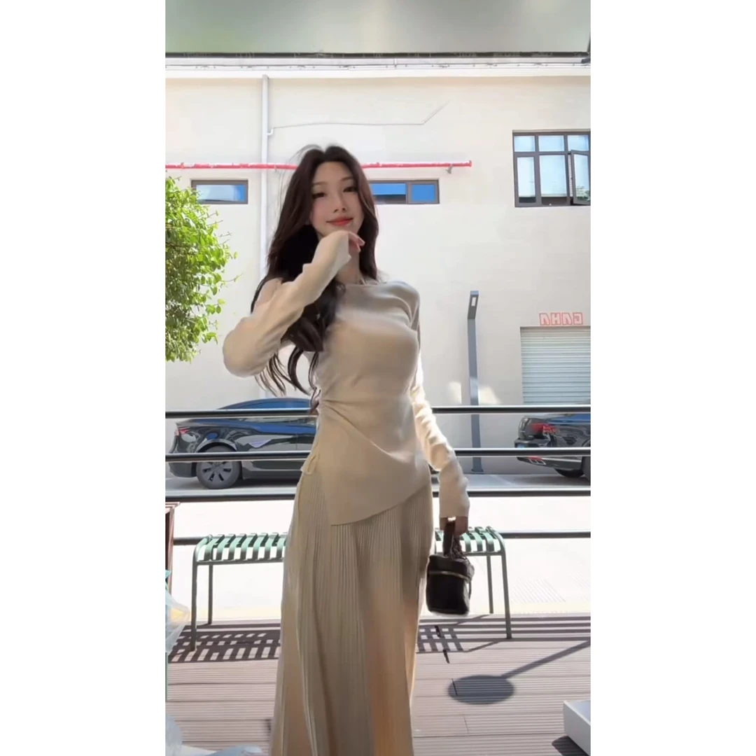 简约知性套装女秋气质上衣半身裙老钱两件套