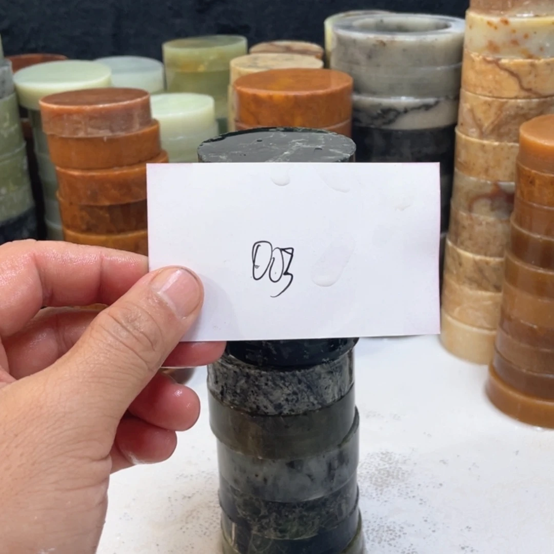 【闪购商品】蛇纹石玉未镶嵌珠宝半成品天**心