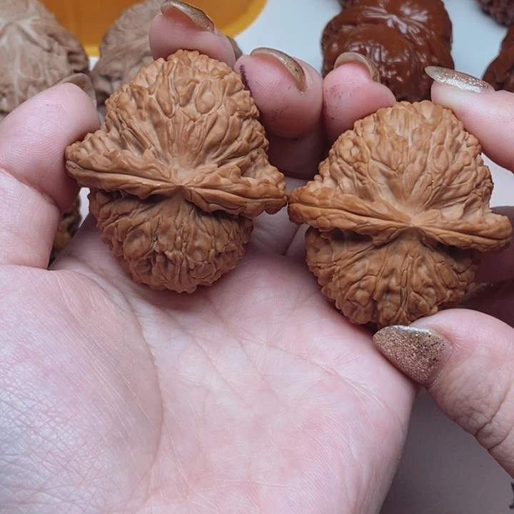 把件文玩核桃白狮子43