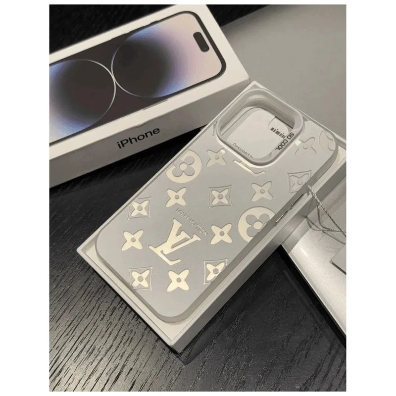 镂空潮牌LV字母适用苹果16PROMAXiPhone14手机壳13简约15个性创意