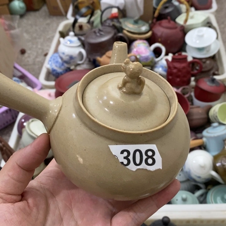 陶瓷艺术品及陶瓷壶